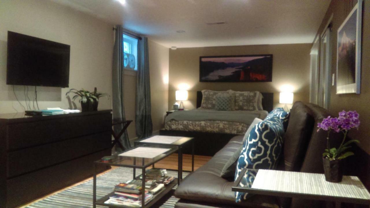 Boutique Style Apartment In The Heart Of Se Portland Esterno foto